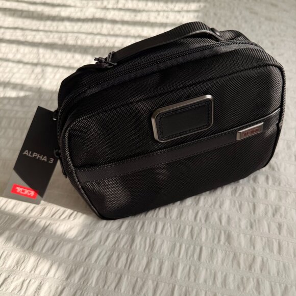 TUMI Alpha Split Travel Kit in black ballistic nylon NWT - Picture 8 of 14